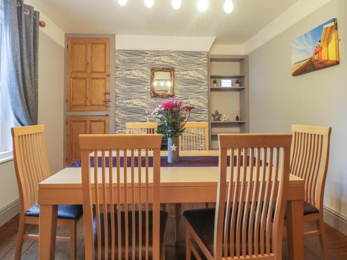 Brinkburn Cottage Scarborough Extérieur photo