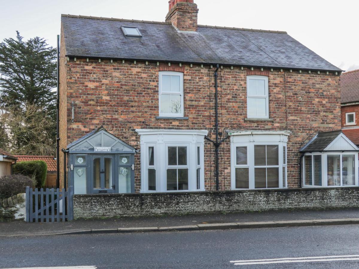 Brinkburn Cottage Scarborough Extérieur photo