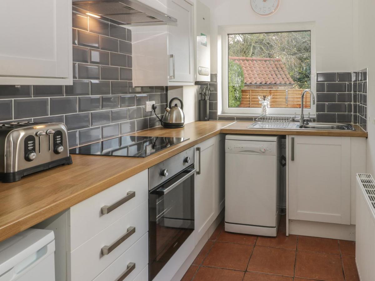 Brinkburn Cottage Scarborough Extérieur photo